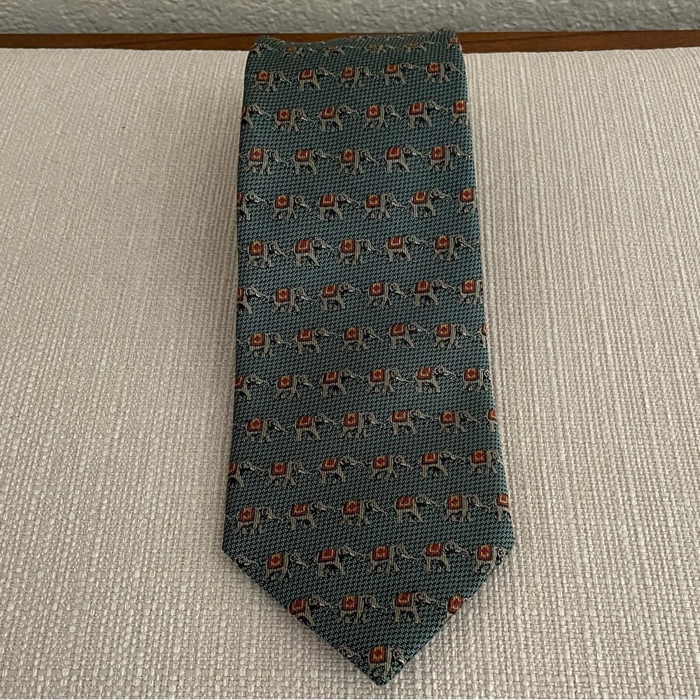 JIM THOMPSON Elephant Green & Yellow Silk Tie Classic Length 59”
